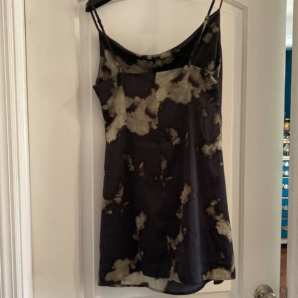 Urban Outfitters Mallory Cowl Neck Slip Dress, size L - Picture 3 of 4